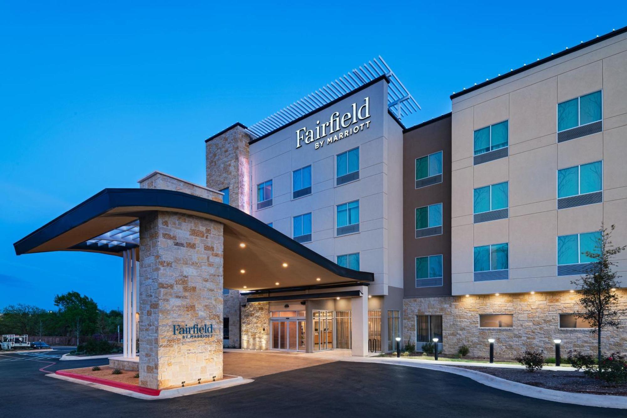 Fairfield By Marriott Inn & Suites Austin Georgetown Exterior photo