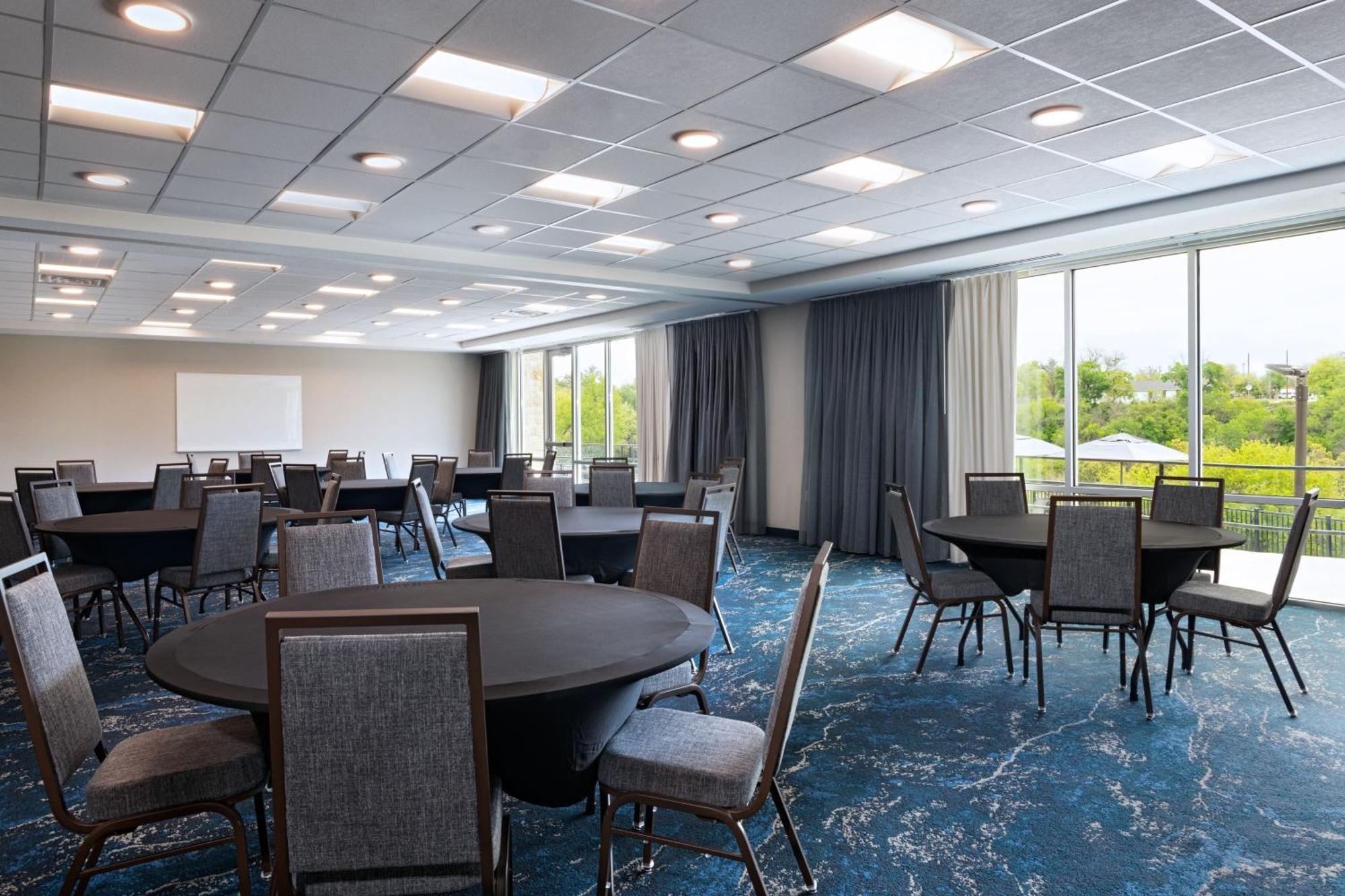 Fairfield By Marriott Inn & Suites Austin Georgetown Exterior photo